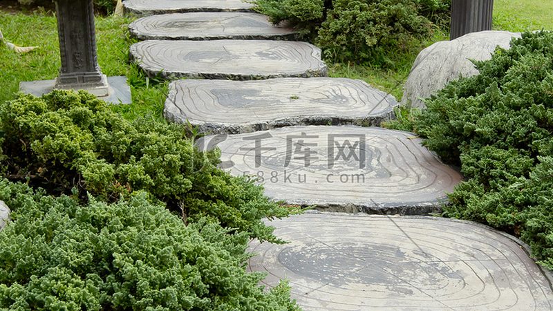 上海苗木种植工期解析：影响因素与实际案例**